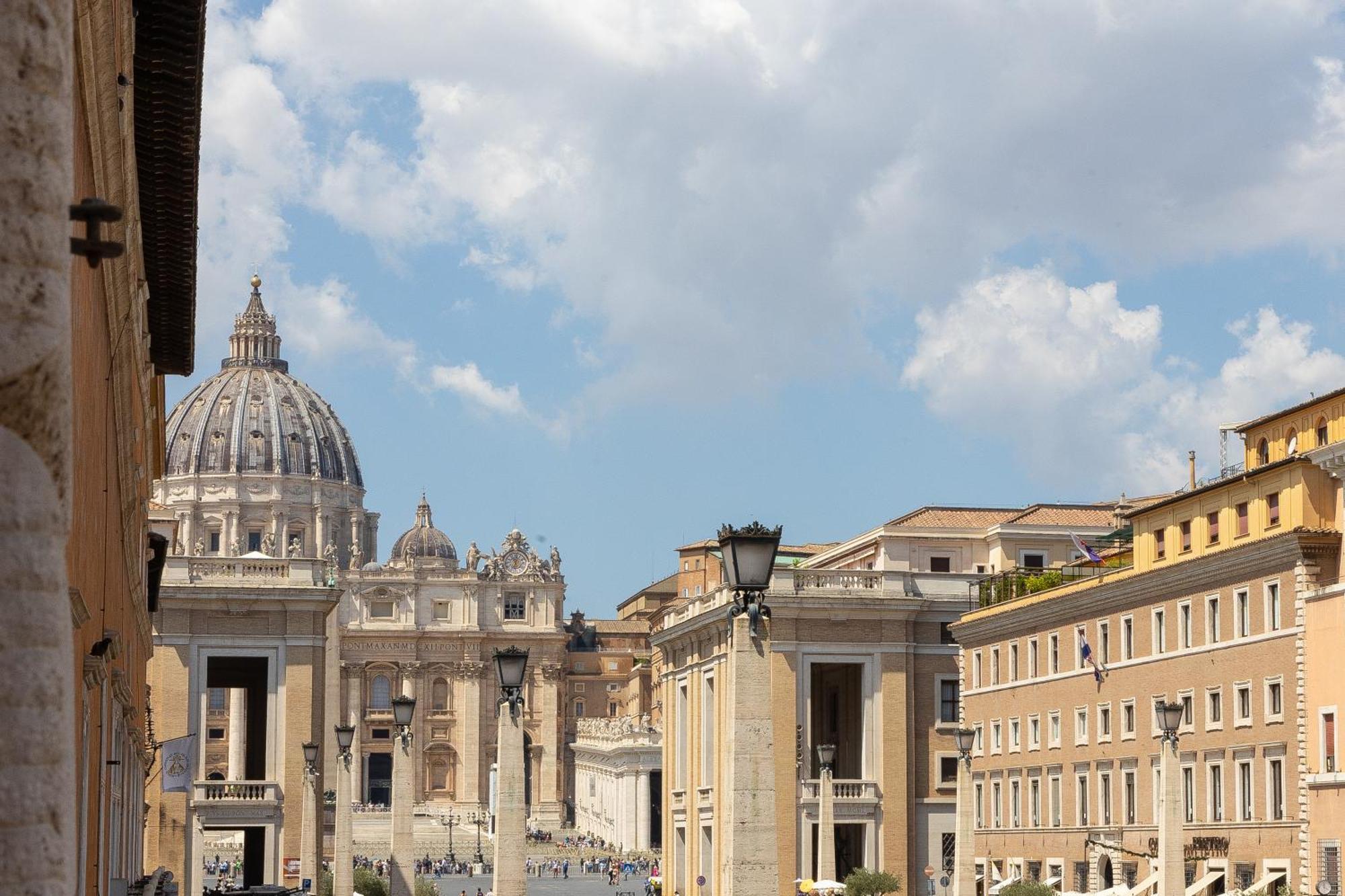 Timeroma Vatican Luaran gambar